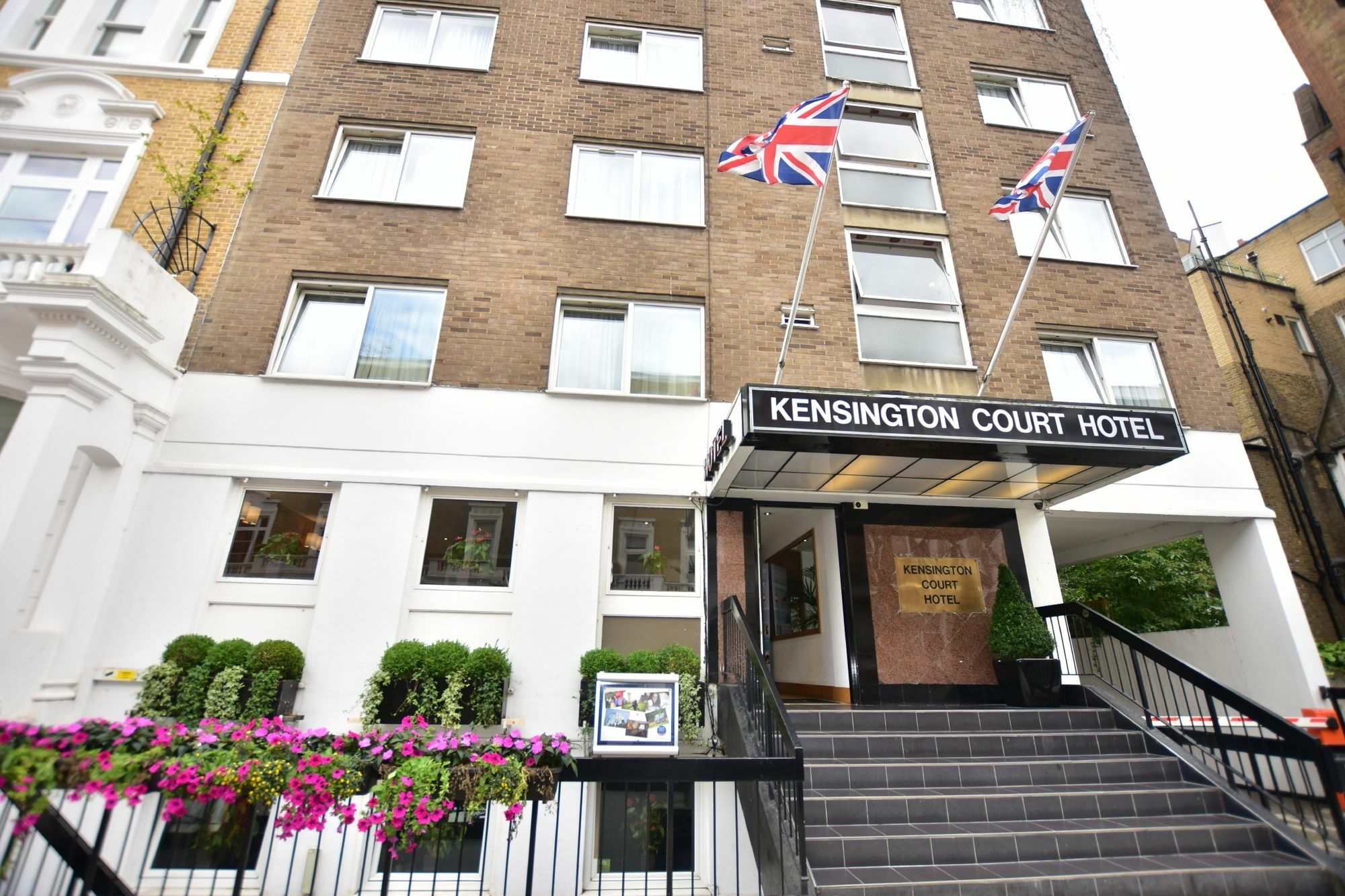 Kensington Court Hotel - Earls Court London Exterior photo